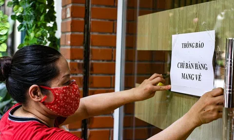 Nhiều địa bàn ở Hà Nội thành vùng "cam", dừng bán hàng tại chỗ