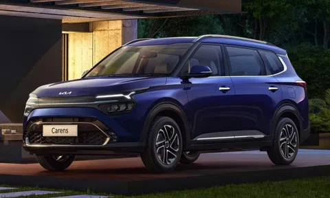 KIA Carens 2022 trở lại với hình hài SUV