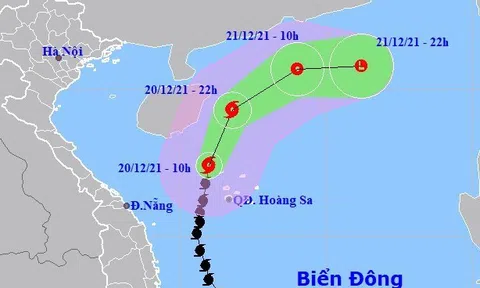 Bão số 9 giật cấp 12 quét qua quần đảo Hoàng Sa, sóng biển cao 5-7 m