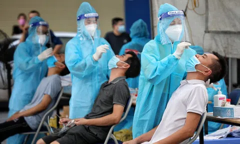 Ca F0 lập đỉnh, Hà Nội hỏa tốc yêu cầu các quận, huyện hạn chế tối đa tập trung đông người