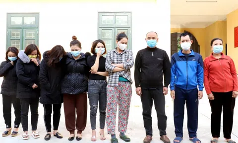 Đánh sập nhiều đường dây cờ bạc dùng tên ảo, sim rác