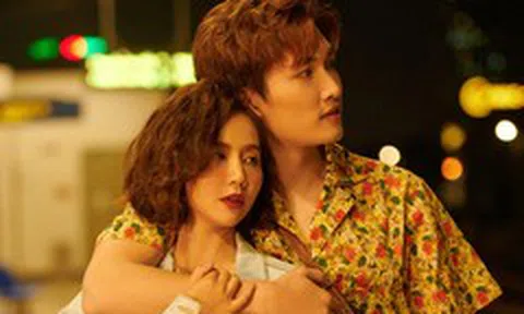 Đình Tú xin lỗi Huyền Lizzie, đưa bạn gái Hương Giang đi ăn tối