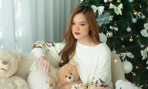 Sunny Đan Ngọc hát tiếng Anh ngọt ngào trong MV ra mắt dịp Giáng sinh