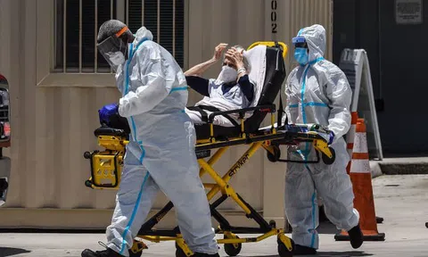 Thuốc điều trị COVID-19 của Pfizer được cấp phép khẩn cấp