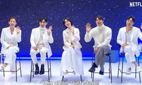 Quà đặc biệt Gong Yoo, Bae Doona dành cho khán giả Việt Nam