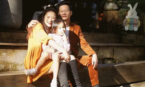 Phan Như Thảo cùng ông xã đại gia đón Giáng sinh trong biệt thự gỗ 40 tỷ đồng