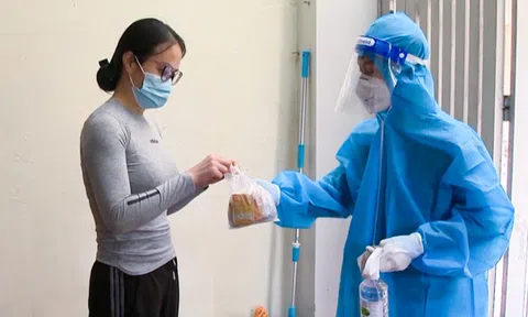 Hà Nội cấp phát khẩn 200.000 viên thuốc Molnupiravir điều trị cho F0 tại nhà