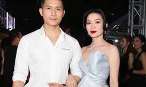 Lệ Quyên cười không khép miệng khi tình trẻ kém 12 tuổi gọi 'bà xã'