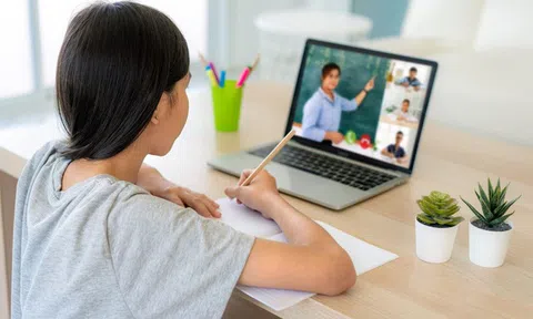 Học sinh 8 quận nội thành Hà Nội tạm dừng đến trường từ 27/12