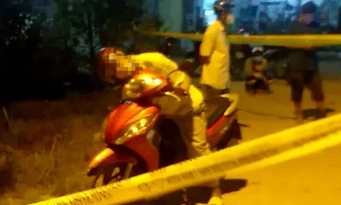Uống rượu tại đám tang, người đàn ông gục chết trên xe máy khi đang về nhà