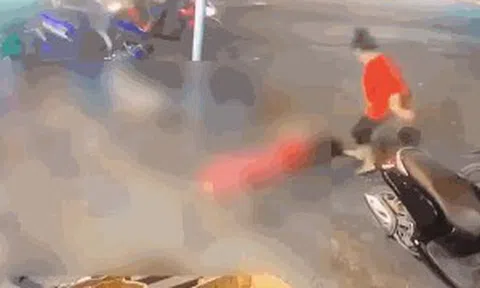 CLIP: Giang hồ ở Tiền Giang lộng hành, đánh đập dã man 1 phụ nữ