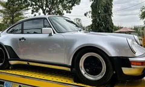 Ông Đặng Lê Nguyên Vũ sở hữu chiếc Porsche 930 Turbo hàng hiếm