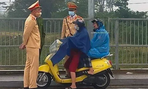 Mẹ đang mang thai chở con gái 13 tuổi ra cầu để tự tử thì được cảnh sát ngăn kịp thời