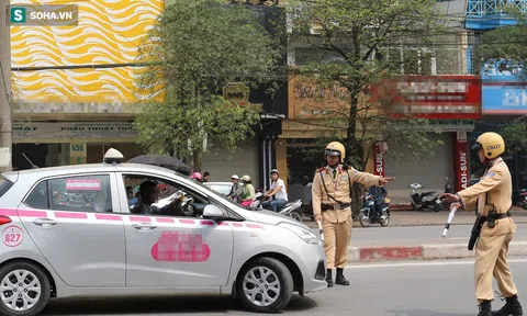 Tài xế ôtô cần làm gấp việc này để không bị CSGT phạt nặng từ năm 2022