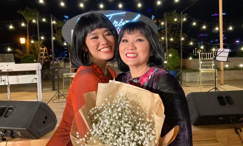 Ca sĩ Cẩm Vân tiết lộ lý do ngại cho con gái hát nhạc Trịnh