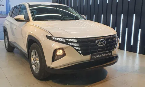Hyundai Tucson 2022 bản tiêu chuẩn, giá 825 triệu đồng trang bị gì?