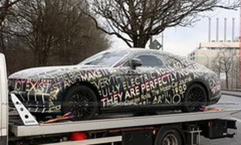 Lộ ảnh thật của xe điện siêu sang Rolls-Royce Spectre 2024