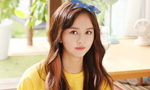 Vượt đàn chị Suzy, Kim So Hyun trở thành nữ diễn viên Hàn đẹp nhất