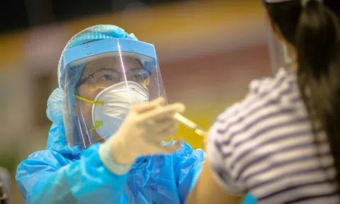 TP HCM: Một quận tăng cấp độ dịch, 8 quận - huyện giảm cấp độ dịch