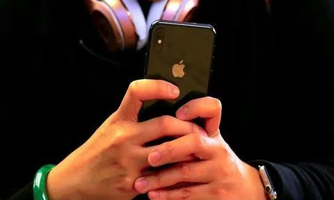 Lý do Apple “bật đèn vàng” với nhà máy lắp ráp iPhone của Foxconn