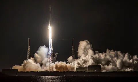 Elon Musk tuyên bố quỹ đạo Trái Đất đủ chỗ cho hàng chục tỷ vệ tinh