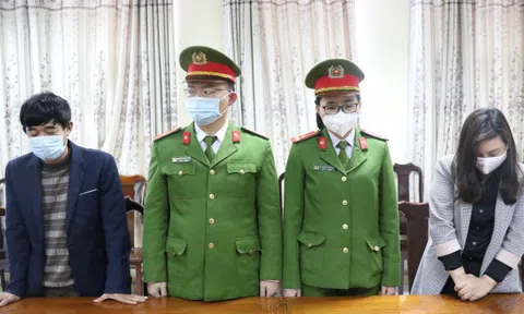 Cán bộ thuế "bắt tay" với kế toán lập công ty "ma" bán hóa đơn để trục lợi gần 1 tỉ đồng