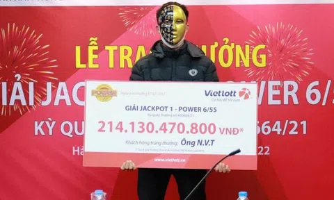 Tài xế xe công nghệ Hà Nội trúng hơn 214 tỷ đồng nhờ mua vé Vietlott lúc trả khách