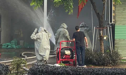 Sơ tán khẩn trong bán kính 100 mét một khu dân cư ở TP Thủ Dầu Một