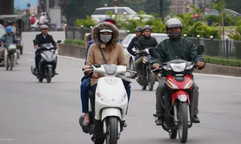 Hà Nội đón gió mùa Đông Bắc, mưa rét, thấp nhất 13 độ C