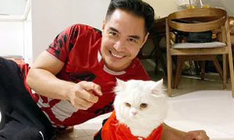 Diễn viên Trung Dũng U50: Sống một mình bình yên bên chú mèo nhỏ