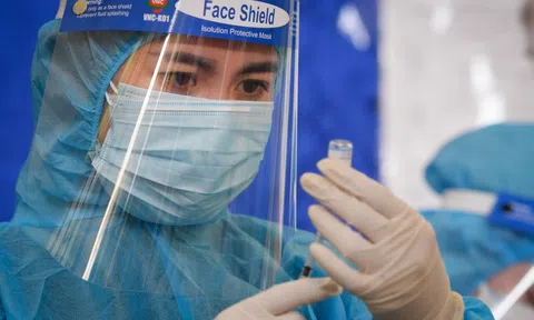 Ngày 12/1, có thêm 16.135 ca COVID-19, Hà Nội 2.948 ca mới