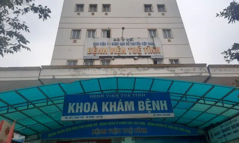 Vì sao Bệnh viện Tuệ Tĩnh nợ lương y bác sĩ, nhân viên nhiều tháng liền?