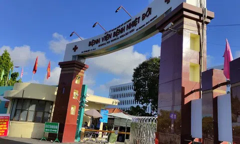 TP HCM: Thêm 1 ca Omicron là cụ bà 82 tuổi về từ Mỹ, có bệnh nền