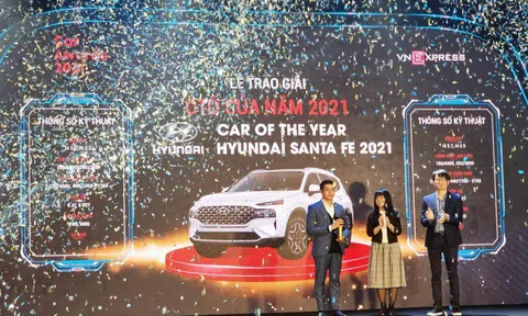 Hyundai Santa Fe được bình chọn Xe của năm 2021 tại Việt Nam