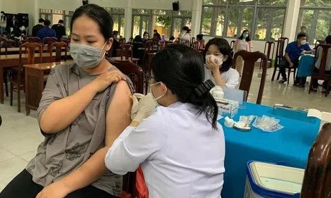 Đắk Lắk triển khai tiêm vắc-xin phòng Covid-19 cho trẻ từ 3-17 tuổi