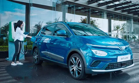 Từ 1.3.2022, ô tô điện được miễn lệ phí trước bạ