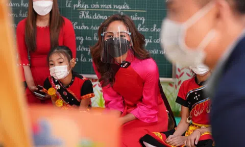 H'Hen Niê dùng tất cả tiền thưởng từ chương trình 'Cuộc đua kỳ thú' làm từ thiện