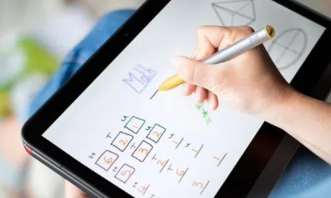 Logitech ra mắt bút cảm ứng 64,99 USD cho Chromebook