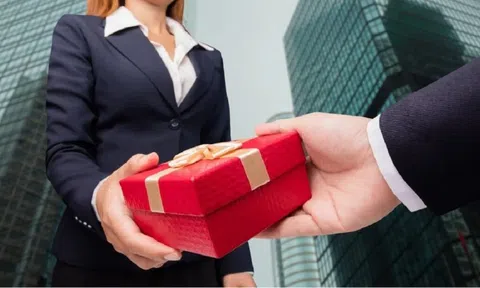 Các bộ, địa phương phải báo cáo việc "tặng, nhận quà Tết trái quy định" trước ngày 9-2