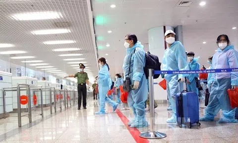 Tạo điều kiện nhập cảnh đối với người nước ngoài, người Việt Nam cùng thân nhân về nước