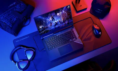 Asus trình làng laptop chơi game cao cấp ROG Strix SCAR 15