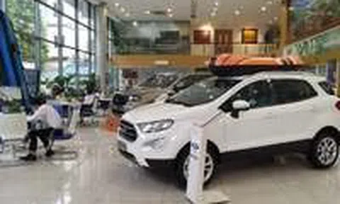 Xe mới 'cháy hàng', không kịp giao trước Tếticon