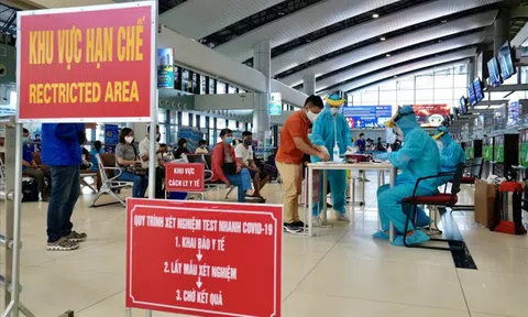Bỏ test nhanh tại sân bay, hành khách không cần đến quá sớm