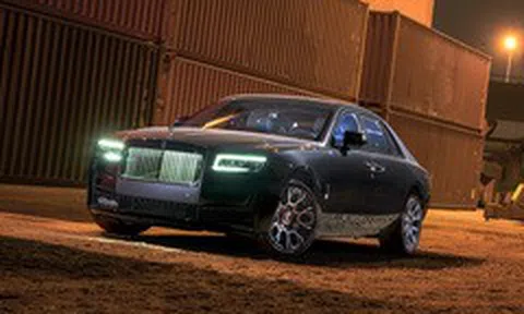 Rolls-Royce Ghost Black Badge 2022 xông đất Việt giá 33,7 tỷ đồng