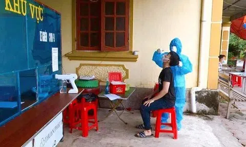 Hà Tĩnh: 3 ca Covid-19 cộng đồng về quê ăn Tết, trạm y tế trực 24/24 giờ