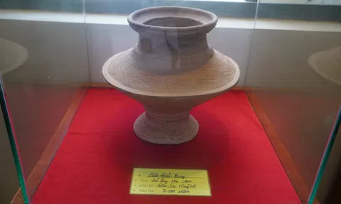 Chiêm ngưỡng cổ vật 3.000 năm tuổi lần đầu trưng bày tại Vũng Tàu