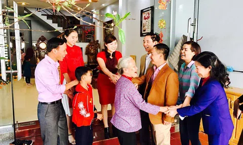 Chuyên gia chỉ tuổi xông đất, xông nhà năm Nhâm Dần 2022 để được nhiều may mắn, tài lộc