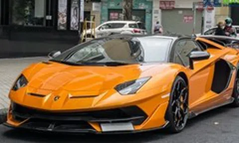 “Tóm gọn” siêu bò Aventador SVJ mui trần thứ 2 tại Việt Nam