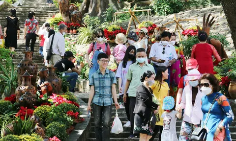 Thời tiết mùng 5 Tết: miền Nam tiếp tục nắng nóng, miền Trung mát mẻ, miền Bắc rét đậm