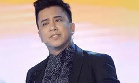 Ca sĩ Quang Toàn bị stress, trầm cảm trước khi đột quỵ qua đời tuổi 45